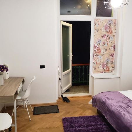Basarab 2 Apartamento Braşov Exterior foto